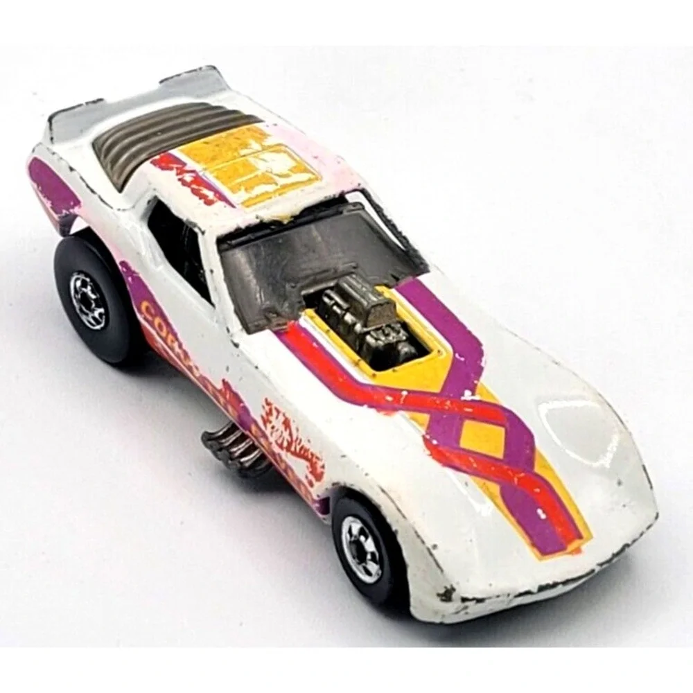 VINTAGE 1977 MATTEL HOT WHEELES CORVETTE FEVER FUNNY CAR‎ WHITE